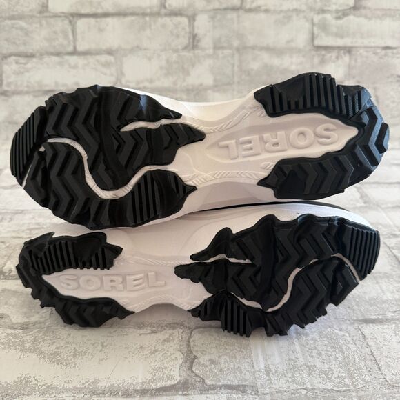 NWOT Sorel Women's Kinetic Breakthru Conquest Waterproof Bootie Sz 10 - Picture 7 of 10